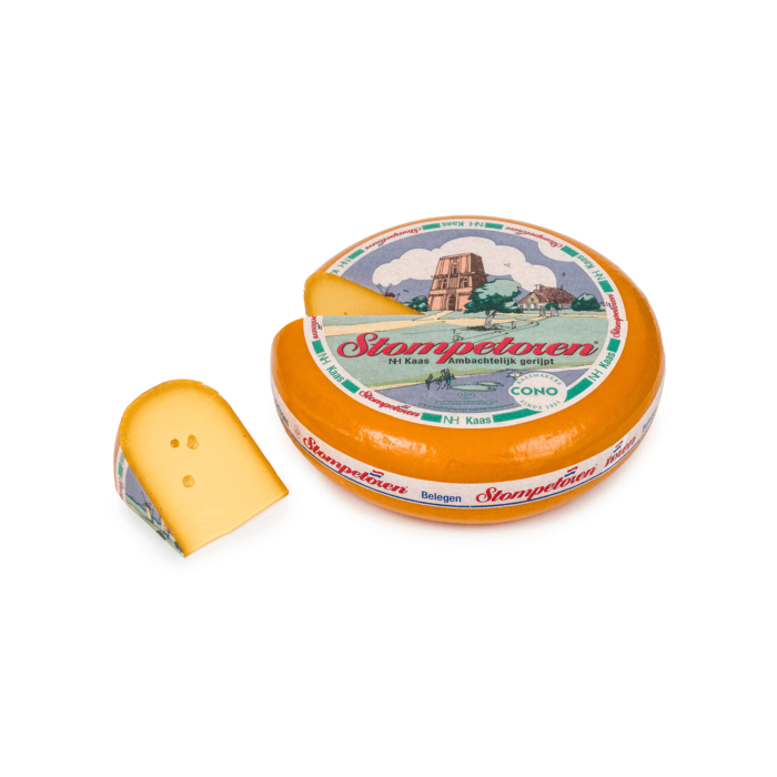 Stompetoren Belegen 48+ | Noord-Hollandse Kaas main product photo